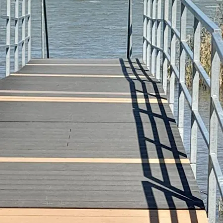 Mit Pool, Spielplatz Direkt Am شقة Balatonmáriafürdő
